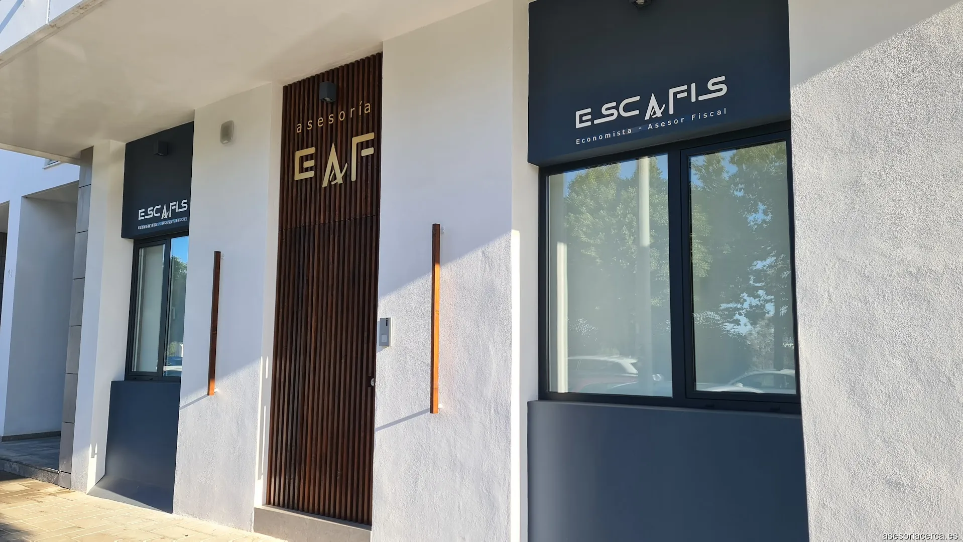 Escafis & Tax - Asesores y Economistas