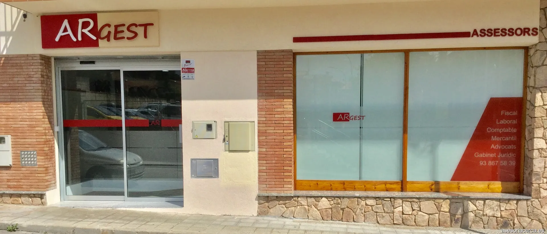 ANNA ROVIRA GESTIO, S.L.