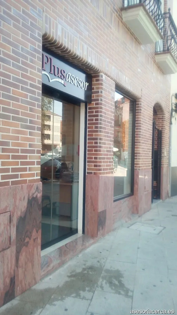PLUSASESOR S.L.