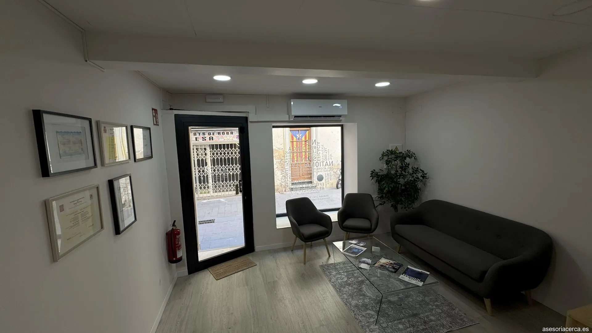 Gestoria d'Estrangeria - Chervinskyy Group