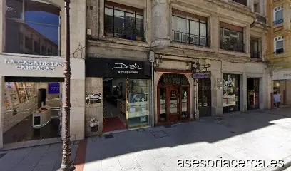 Villanueva Riu Asesor