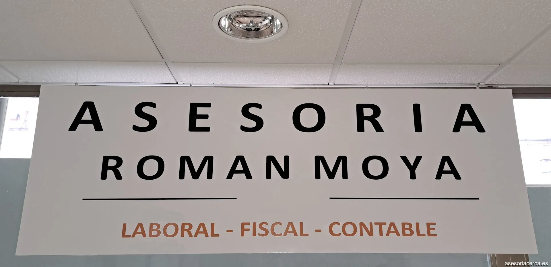 Asesoria Roman Moya - Laboral Fiscal y Contable