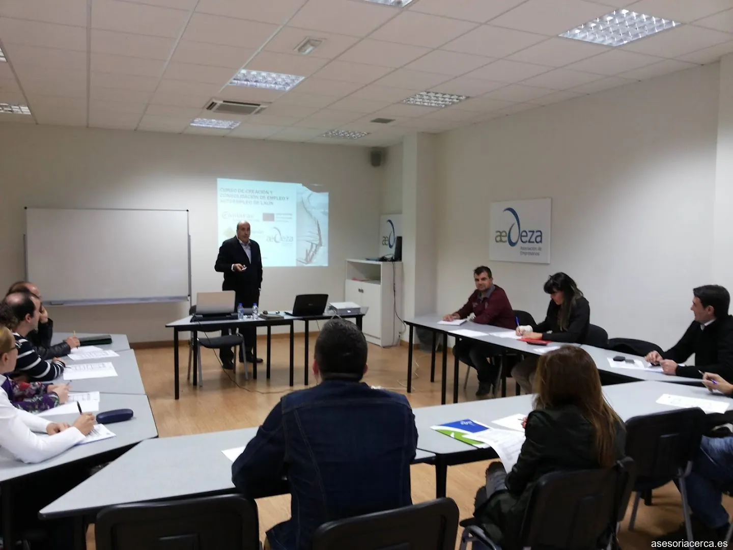 Servicios de Inteligencia, consultoria y formacion - Ignacio de Alvear